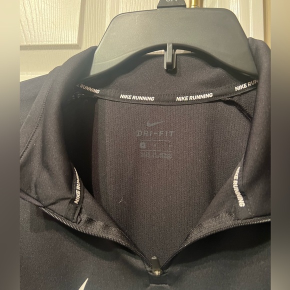 Womens Nike quarter zip size M - Picture 4 of 7